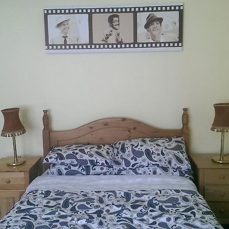Evergreen House Youghal Bagian luar foto