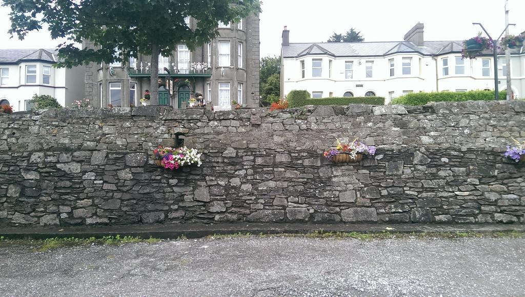 Evergreen House Youghal Bagian luar foto